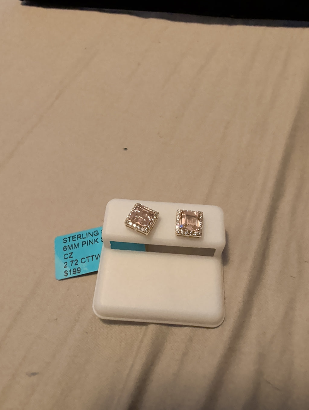 2.72ctw pink sapphire cubic zerconia.