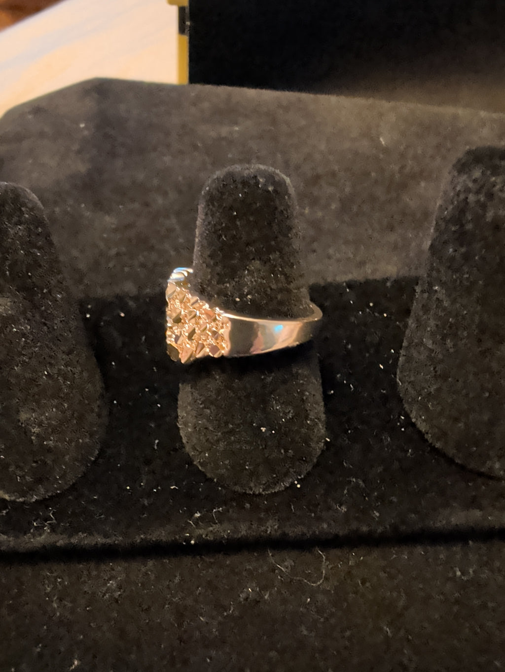 10k gold-filled over brass sz7 ring. Acid tested! Gold nugget pattern.