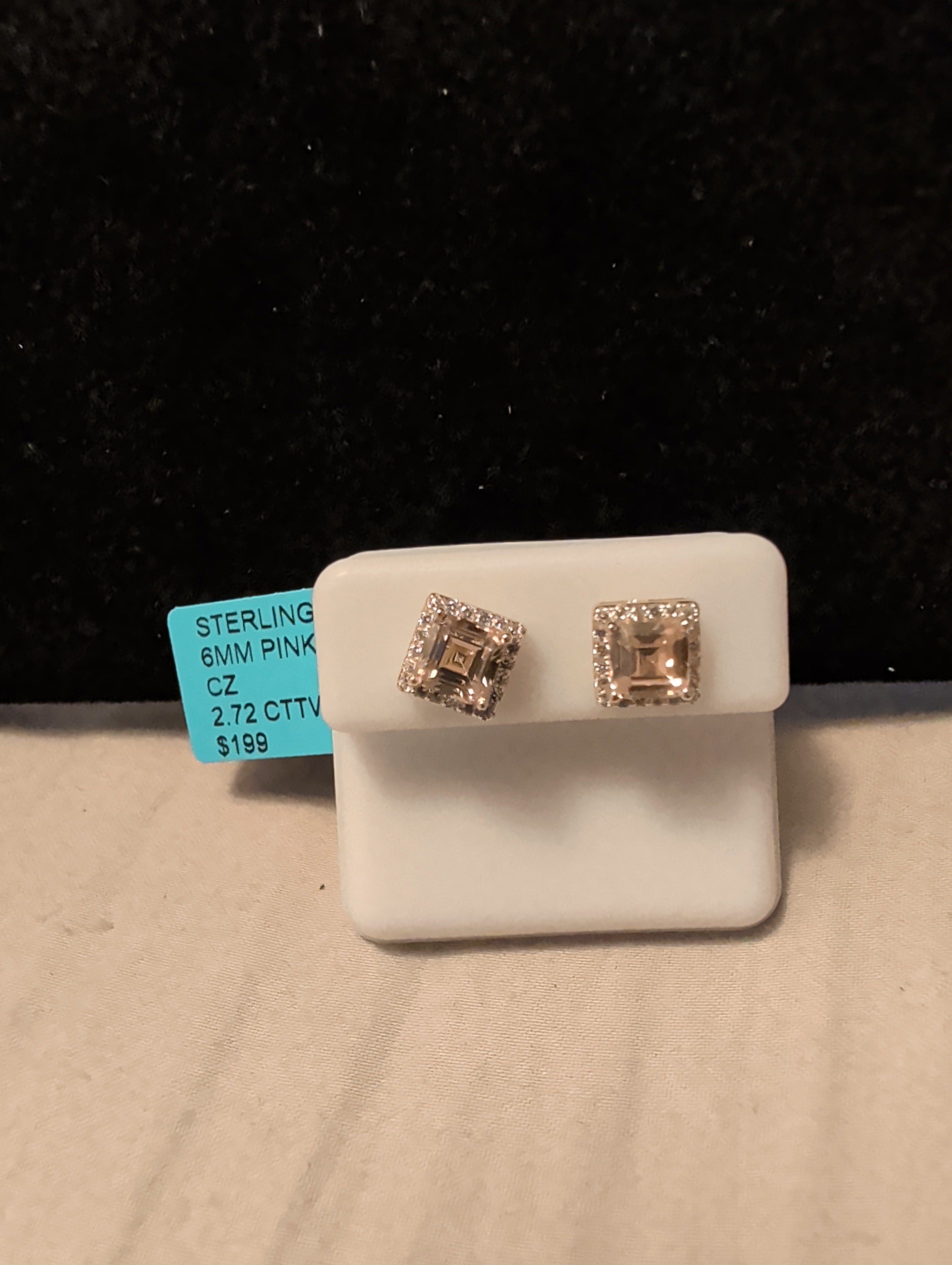 2.72ctw pink sapphire cubic zerconia.