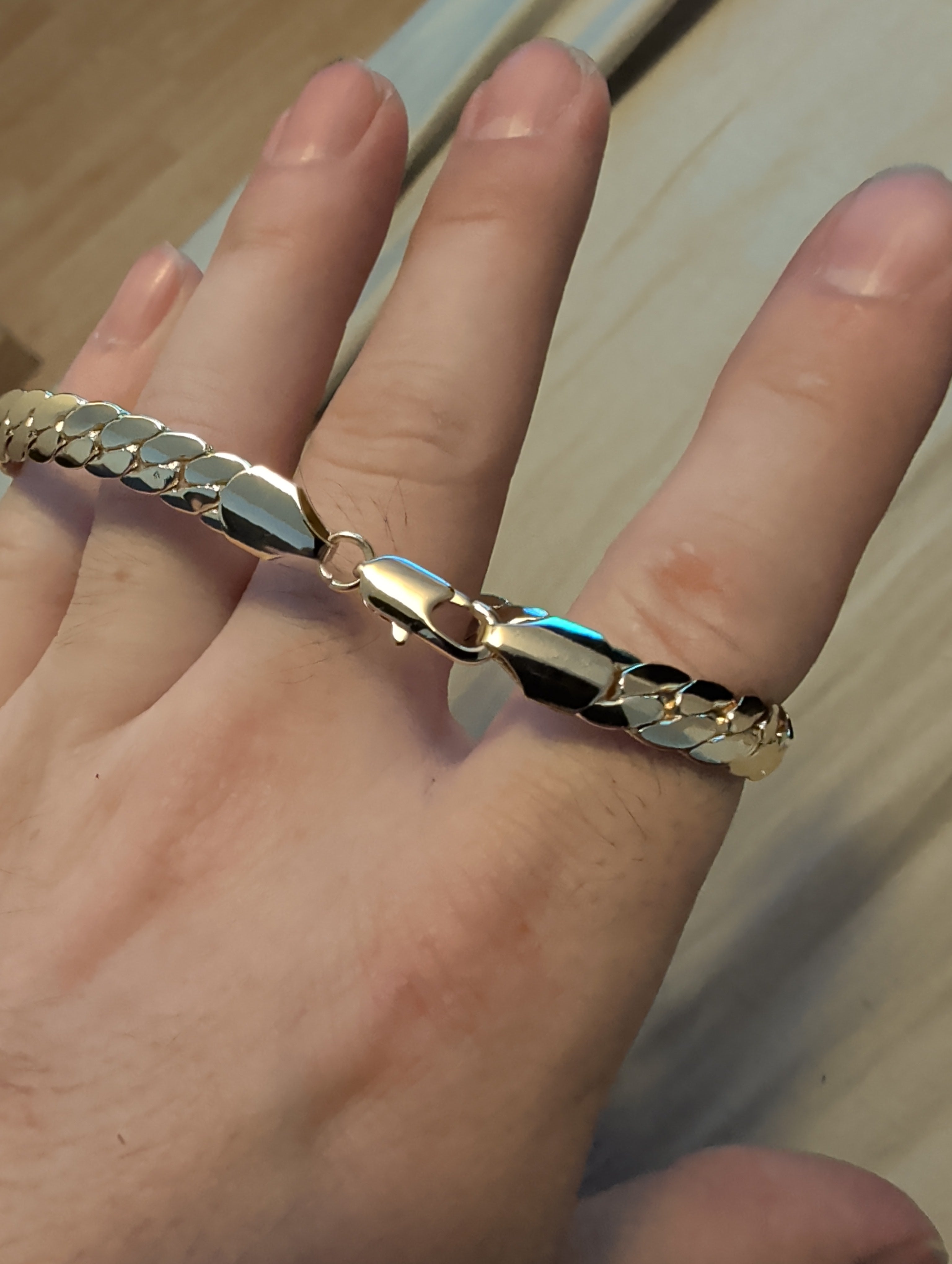 10k gold-filled over brass bracelet. Beautiful piece. 8.5"
